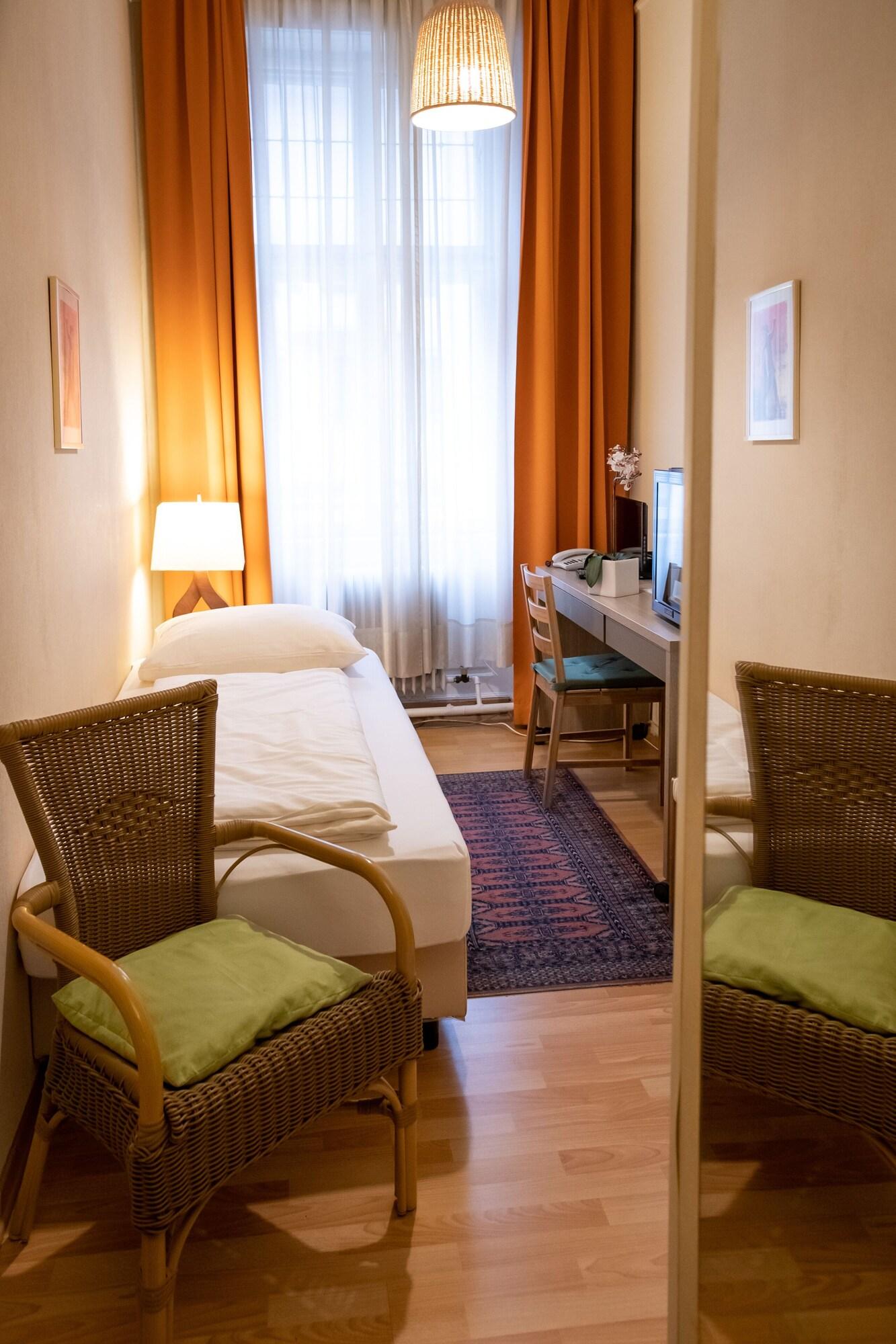 Pension Hotel Mariahilf Vienna Esterno foto